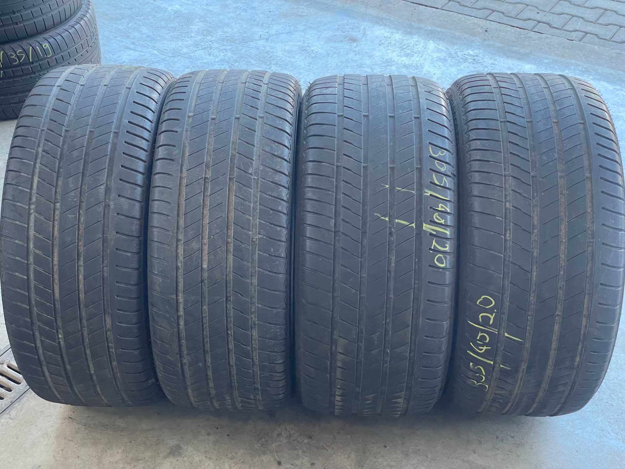 275 45 20 cu 305 40 20 Bridgestone Alenza 001 Runflat