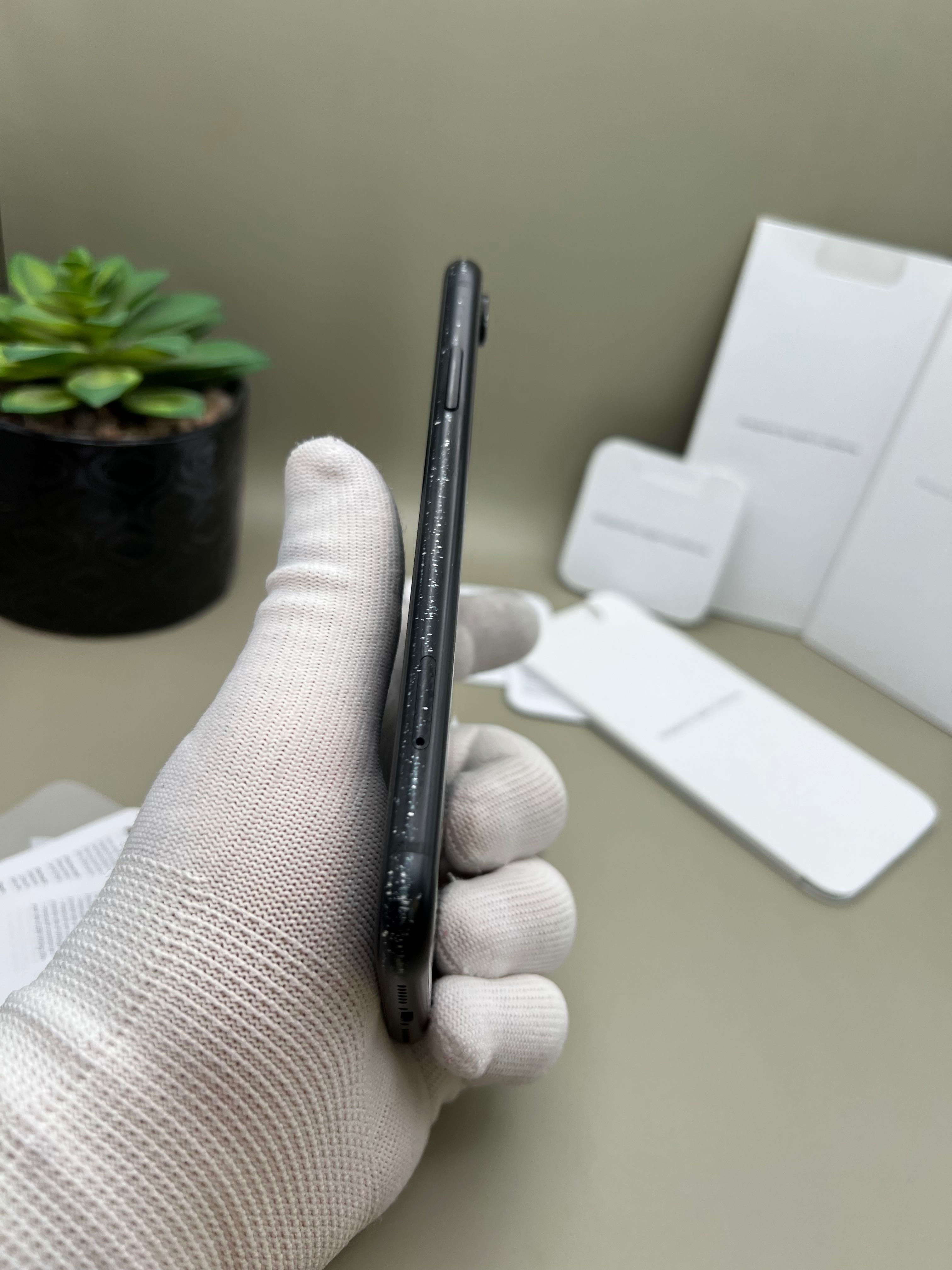 iPhone Xr, НА ЧАСТИ - корпус, дисплей, батерия, камера, батерия и др.