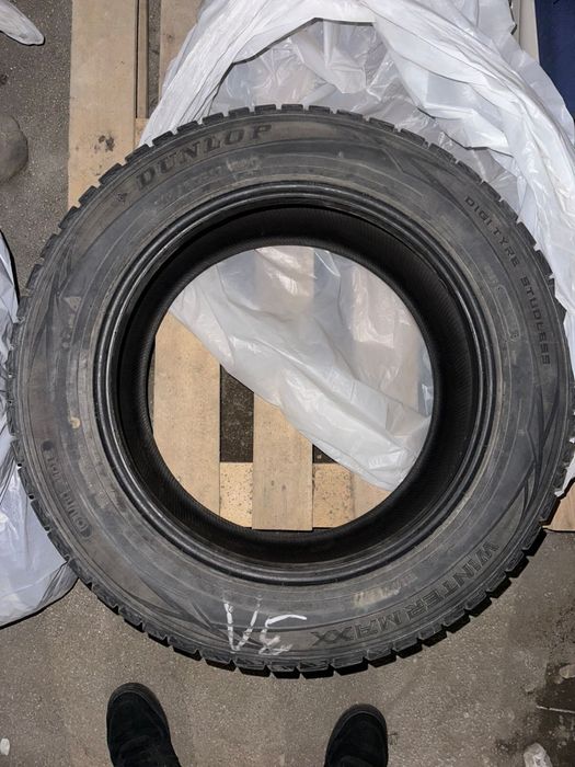 215 60 R17 зимния резина Dunlop липучки б/у комплект 4шт