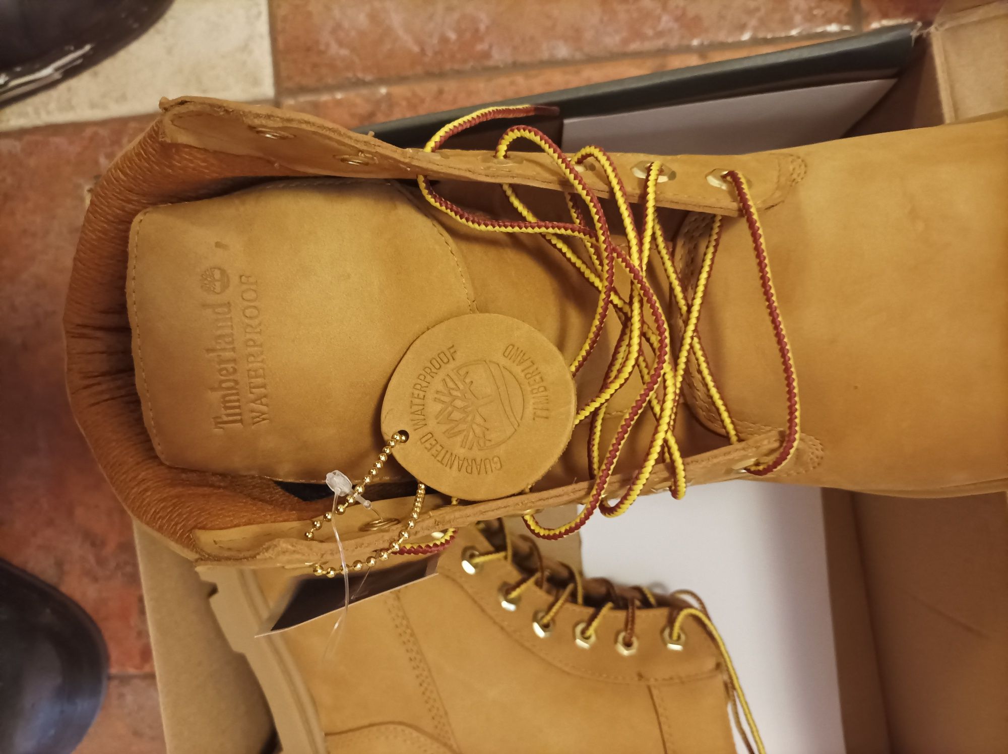 Обувки нови високи Timberland