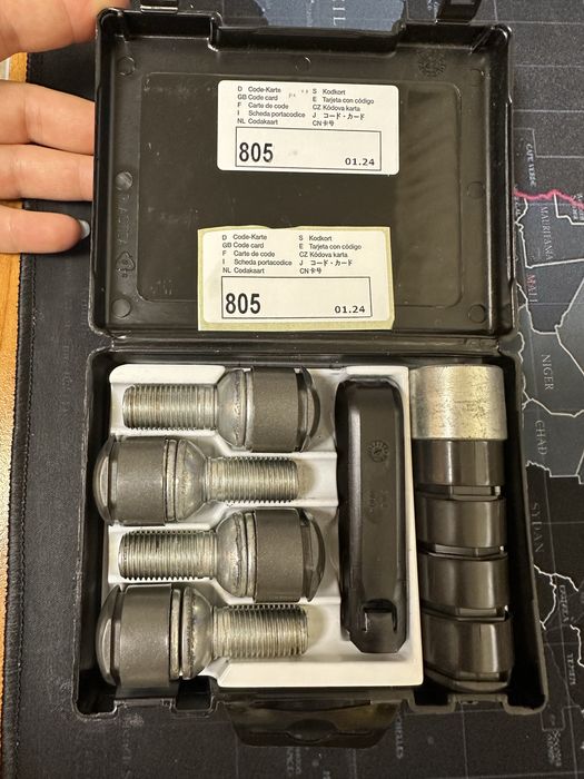 Set prezoane antifurt originale Audi