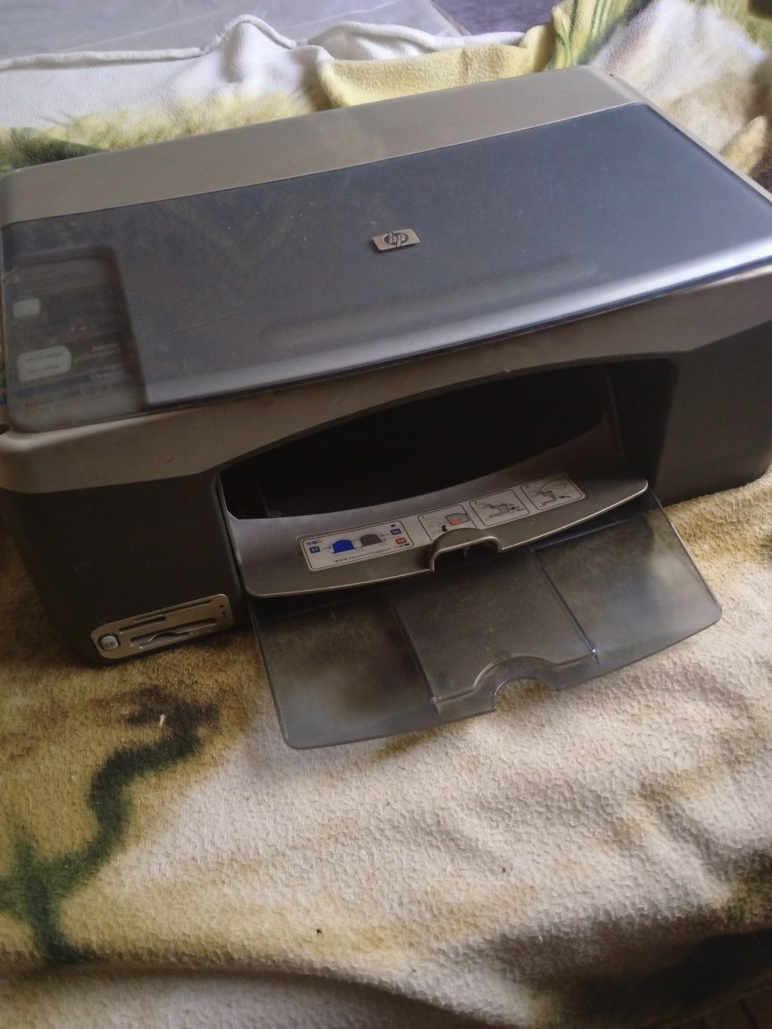 Продам принтер не работающий.
