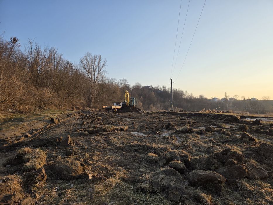 Prestări servicii excavări,fundații,iazuri