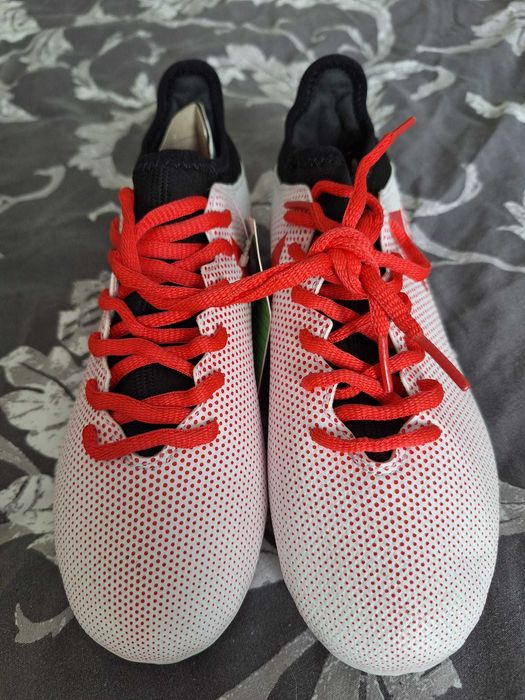 Ghete Adidas fotbal noi