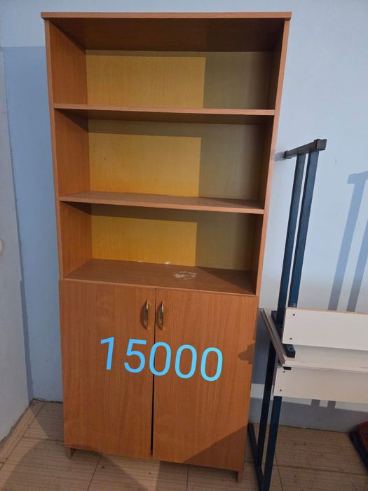 Продается офисная мебель