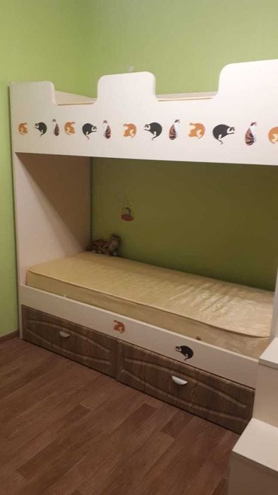 Продам Двухуровневый детский спальный уголок