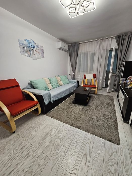 Inchiriere 2 camere decomandat Muncii parter cu balcon