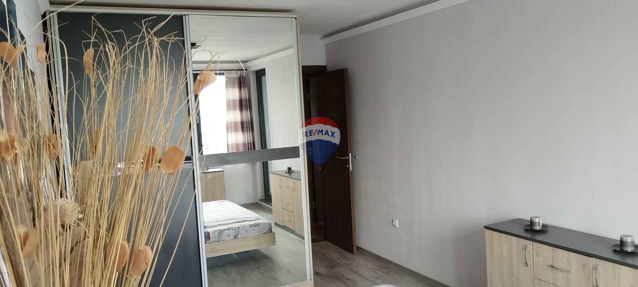 Двустаен апартамент под наем, кв.Бриз  ДВ 3941