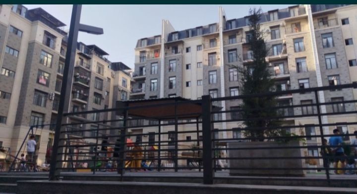 Kunlik arenda kv Chilonzor 17kv navasitroyka Parlamentni orqasidaka 2