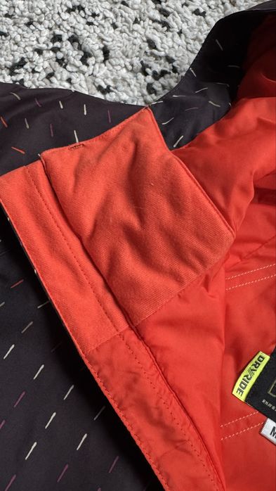 Дамско сноуборд яке Burton размер М