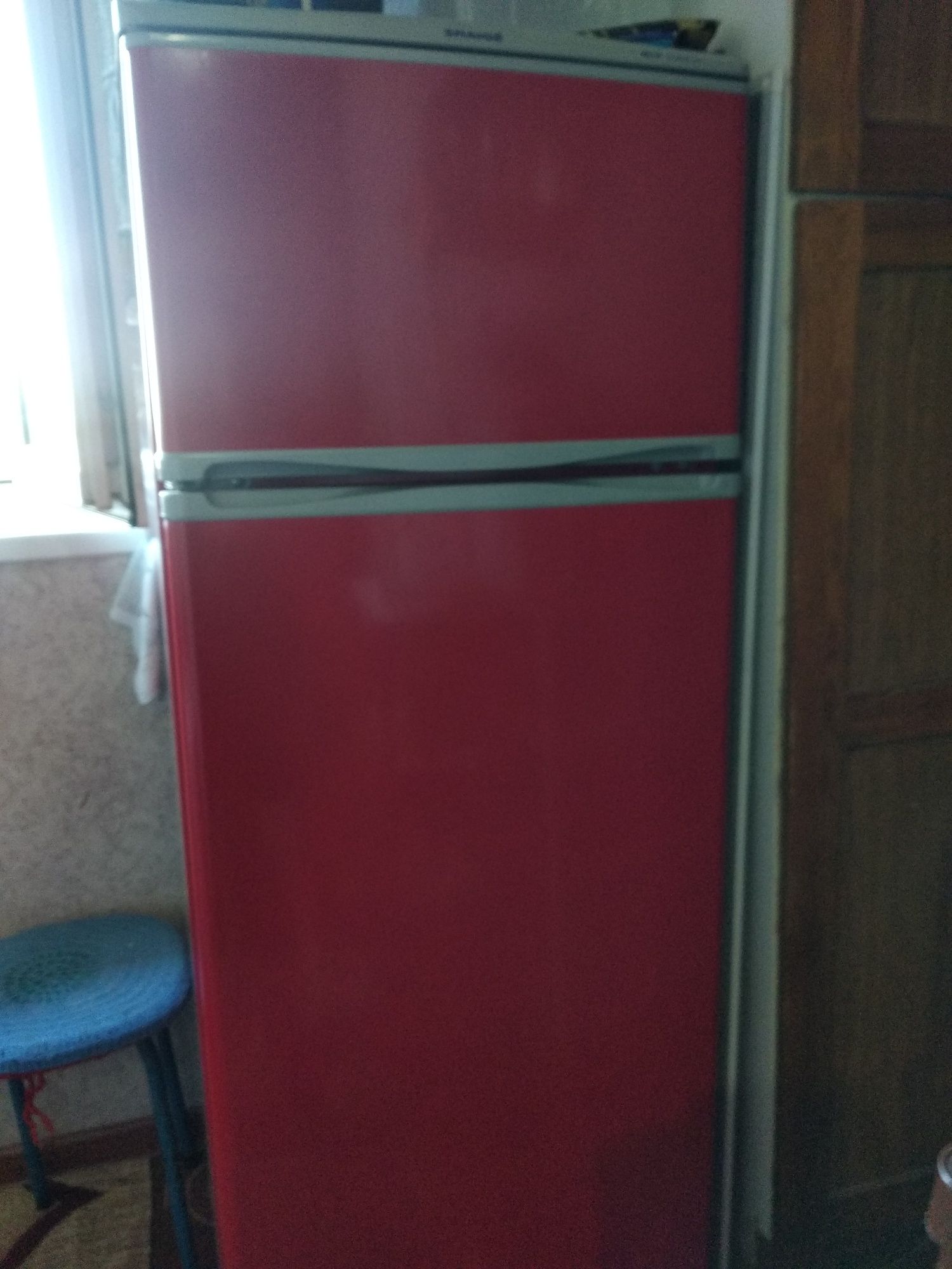 Холодильник Snaige в идеальном состоянии