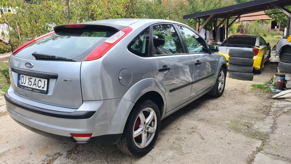 Vănd Ford Focus 2 1.6 tdci 90 cp
