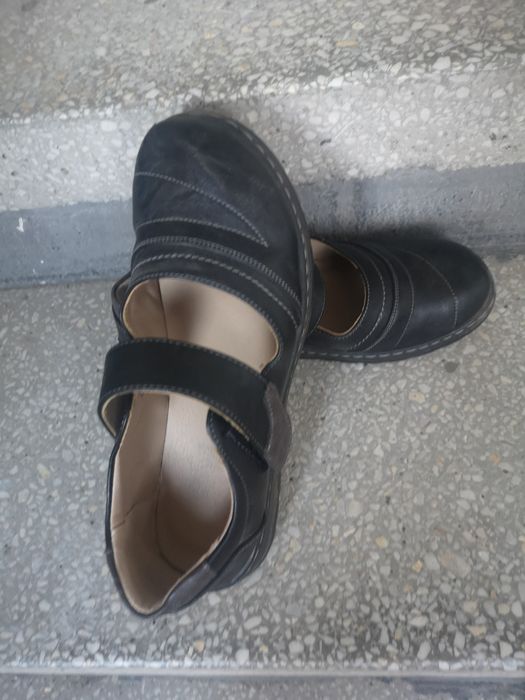 Черни затворени дамски обувки кожени 38 н