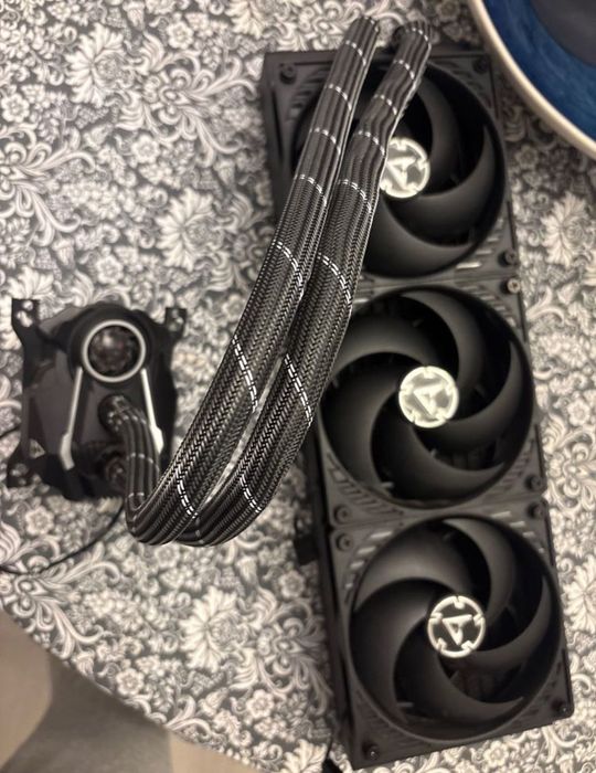 Arctic Liquid Freezer II 360