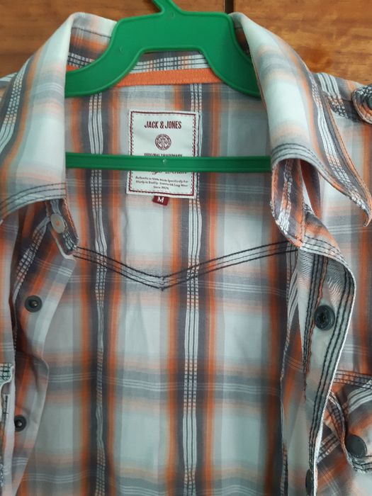 vand camasa originala jack & jones si mark & spencer