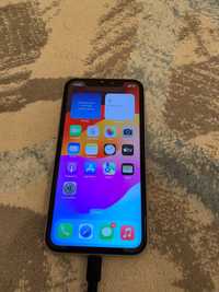 Продам Iphone XR