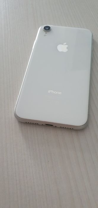 Iphone xr               .