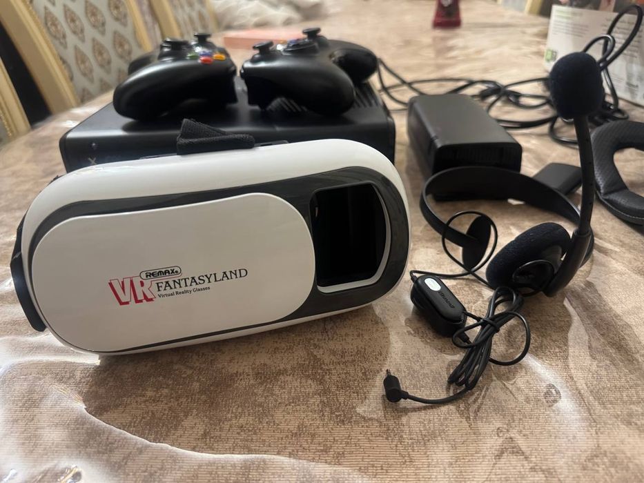 Продам Xbox 360S Console