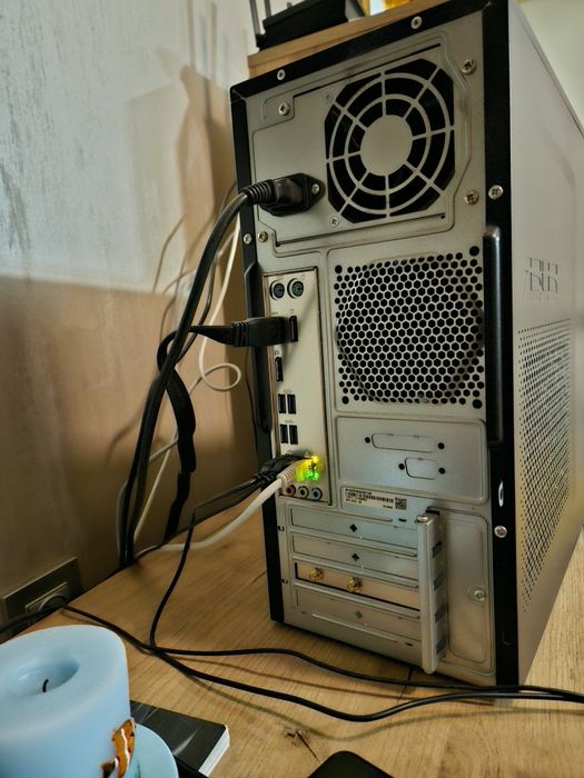 Настолен компютър Asus Expert Center I5-11500/16/512