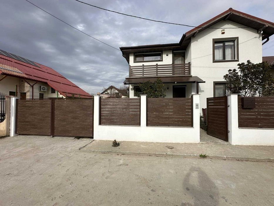 Garduri și porți din WPC pe structură metalică – fabricat în România