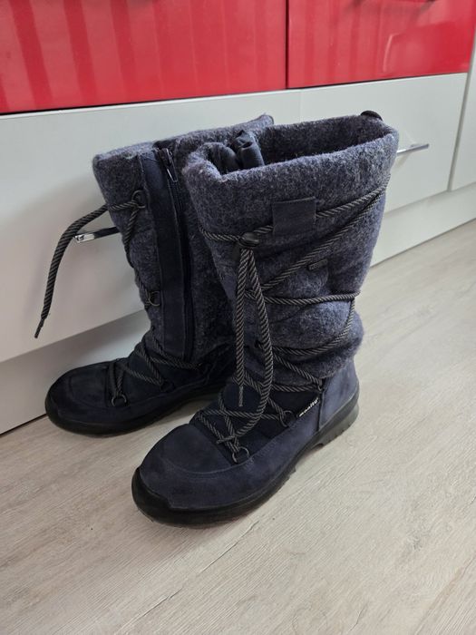 Зимни вълнени апрески 38-ми номер