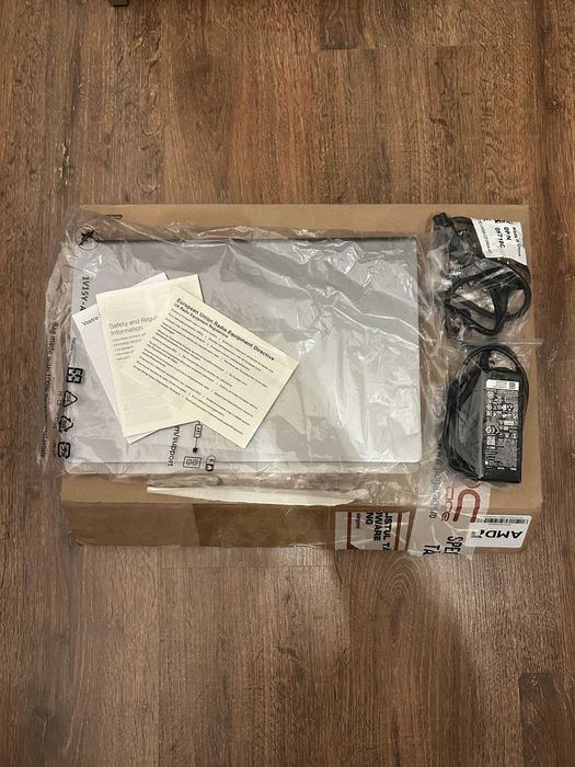 Laptop Dell Vostro 3525 FHD 120HZ Ryzen 7 AMD Radeon 16GB 512GB SSD