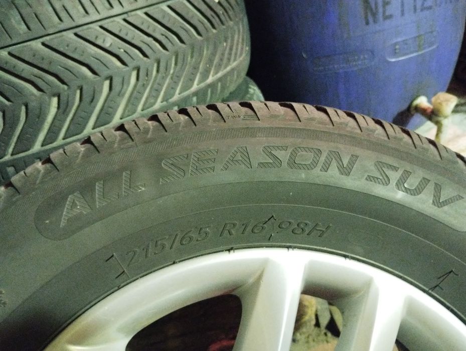 215 65 16 всесезонни гуми за джип Riken All Season SUV