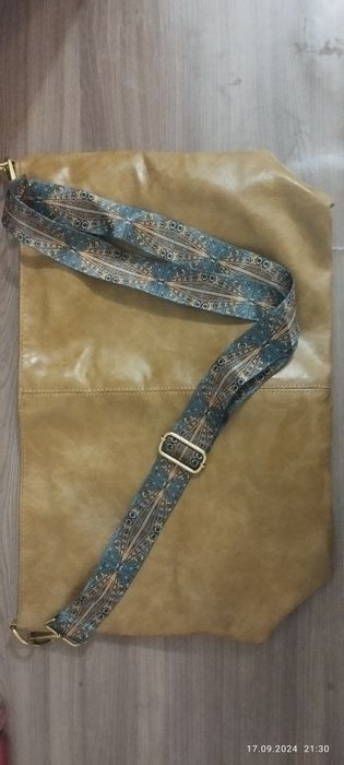 Продам сумку-хобо