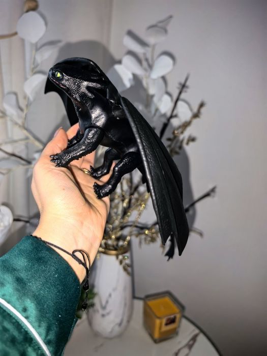 Jucărie dragon furia nopții nou