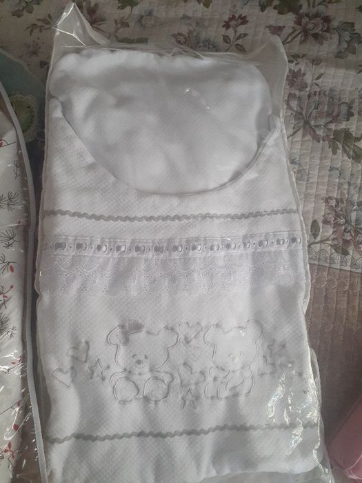 Продам конверты на выписку