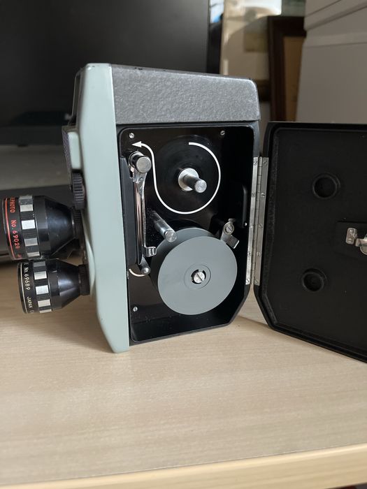Aparat de filmat vintage 8mm