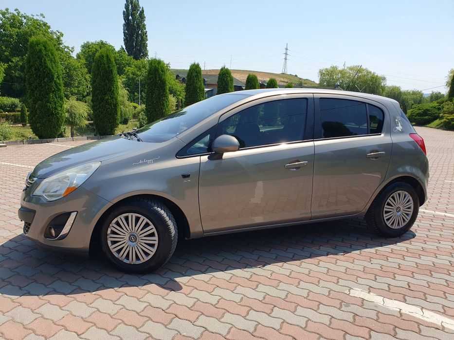 -Opel corsa-1.4benzina-87cai-euro5-2012-adusa din germania-