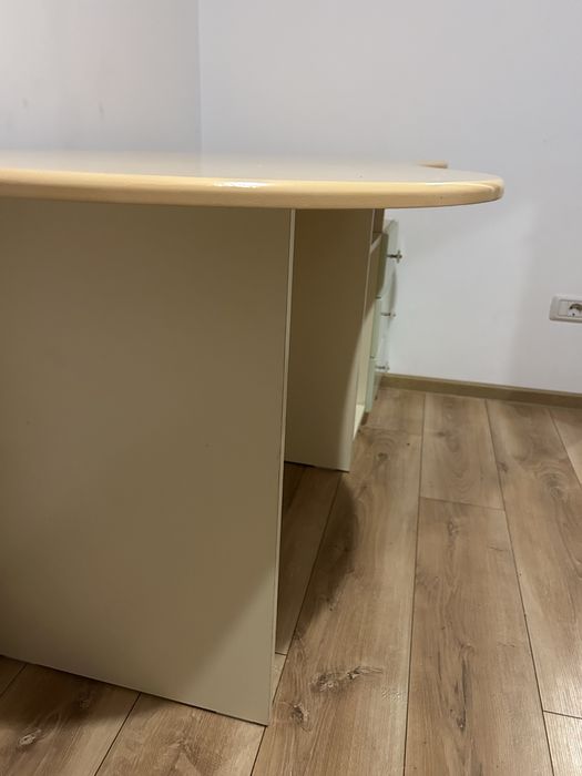 Mobila copii ,are 4 pieste fara defecte de fabricare ,