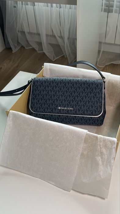 Женская сумка Michael Kors