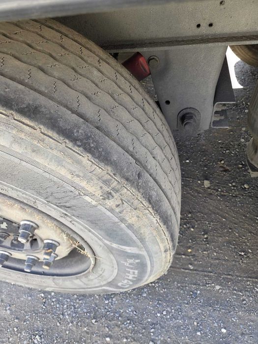 Vand ansamblu Iveco Stralis + semiremorca Scmitz