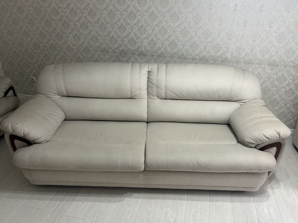Продам классный диван