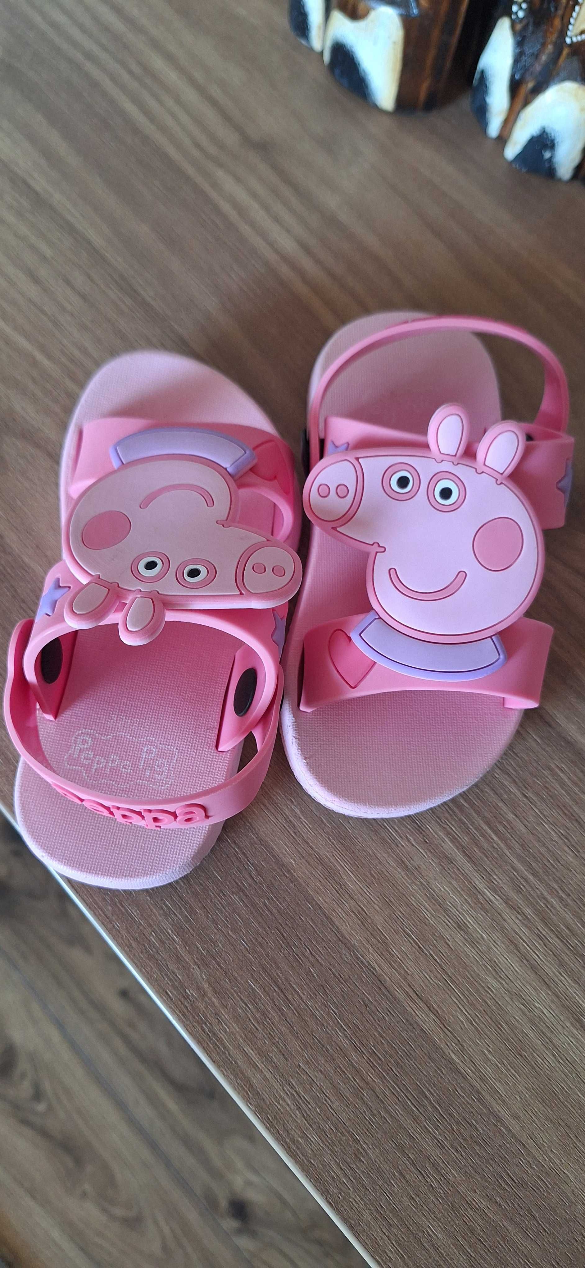 Детски сандали Pepa pig. Розови. 22/23 номер. Запазени.