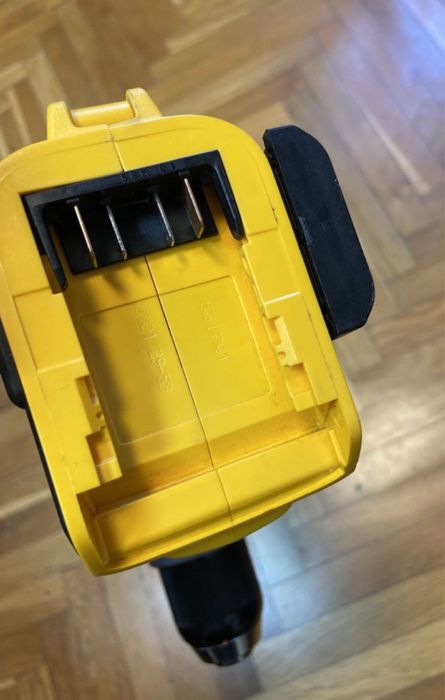 DCD796(doar corp), ideal montaj mobila, nou, original-DeWALT Cehia.