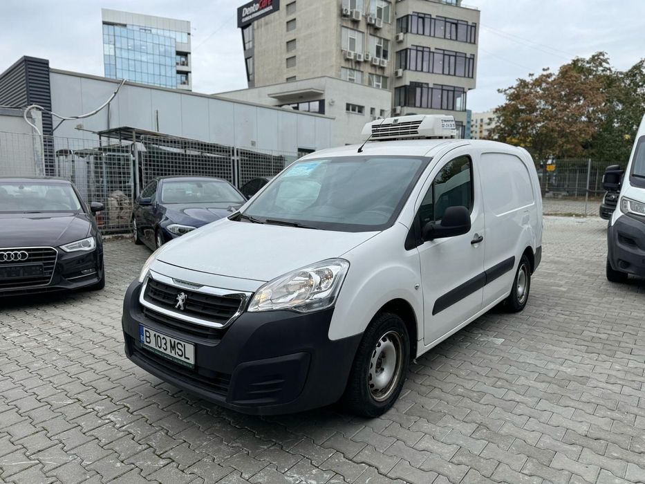 Peugeot partner spatiu de depozitare refrigerat