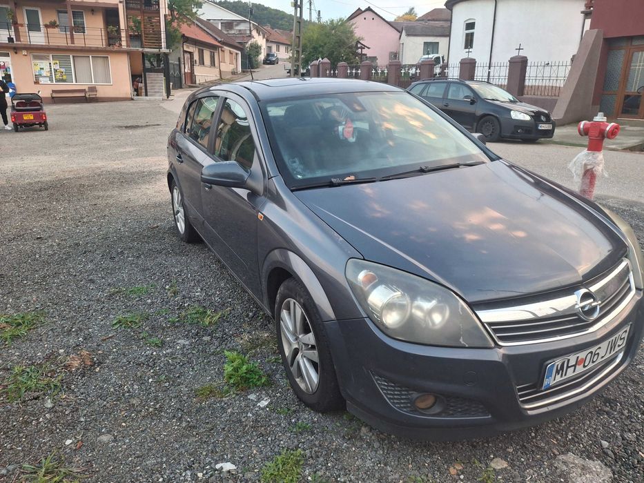 Opel Astra h Panoramic