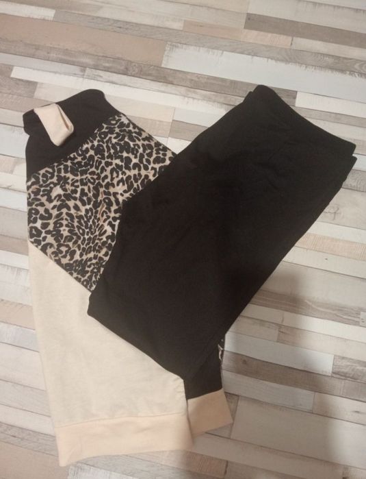 Set bluză și colanți damă