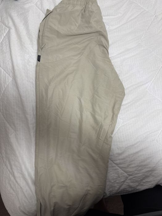 pantaloni pentru alergat sau pentru sala noi