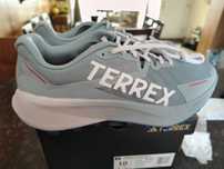 Продавам Skcechers Concept 3 и Adidas Terex ппдметка Continental-140лв