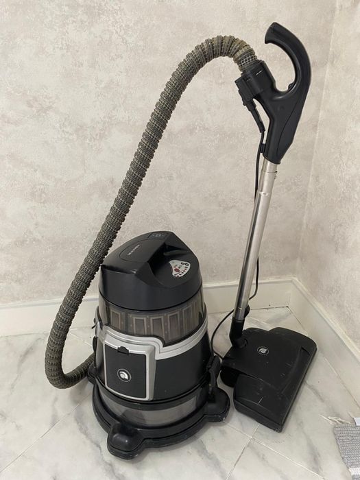 Продам пылесос робоклин roboclean