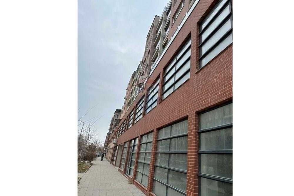 Продава се Магазин в Пловдив, Западен - 1008 кв.м за 1101 €/кв.м - Снимка #4