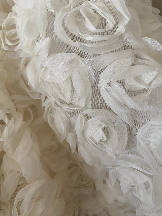 Официална рокля бяла кремава ХС размер XS