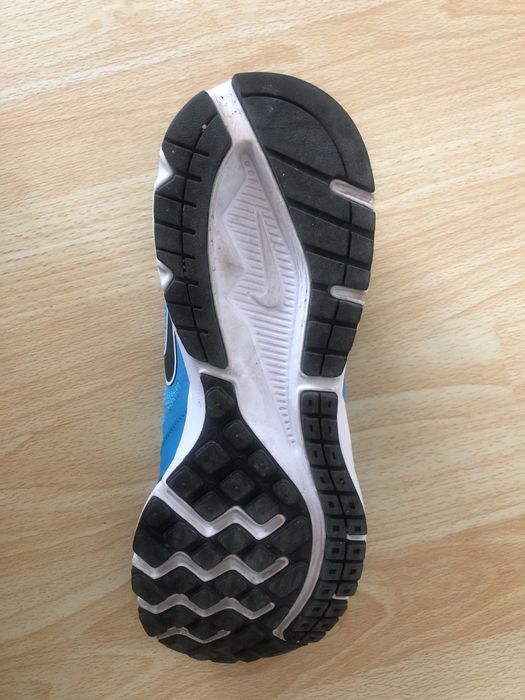 Vand adidasi nike nr43