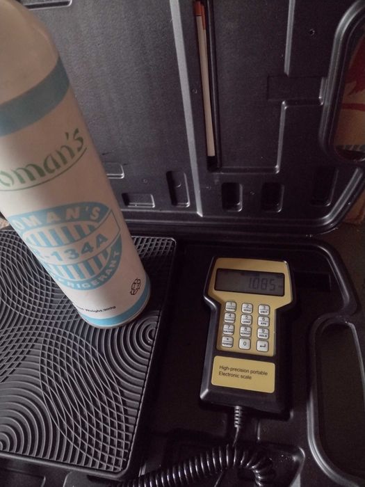 Електронна везна RCS220C до 100  за Фреон прецизност до-+5грама