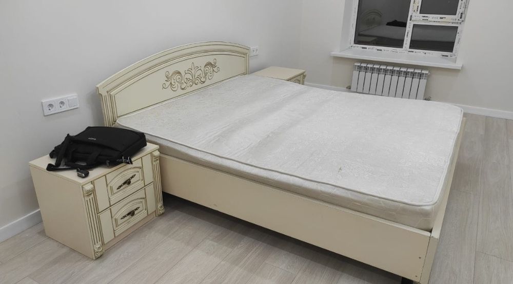 Продам кровать в спальню