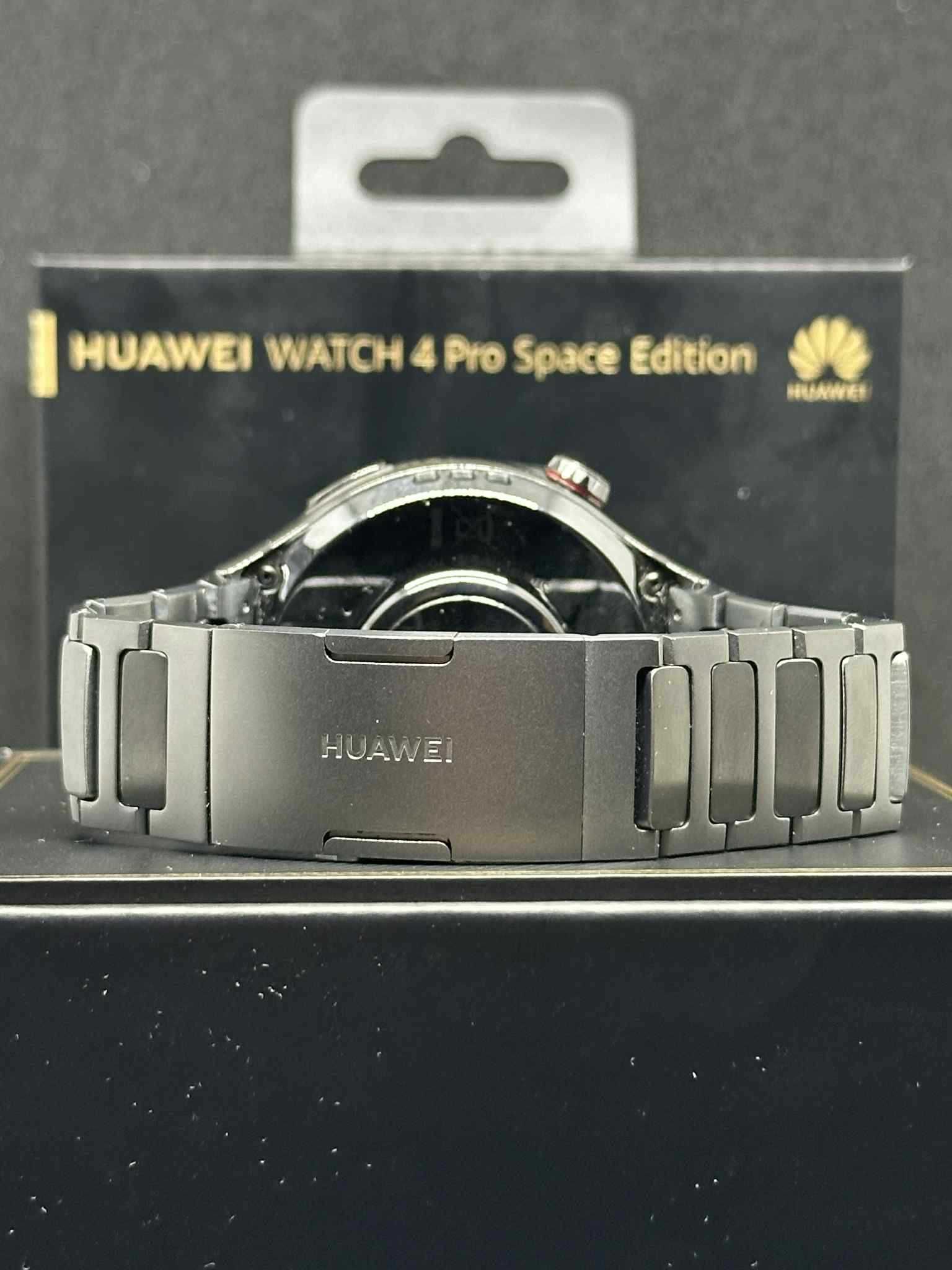 Смарт часовник HUAWEI Watch 4 Pro Space Edition LTE / Като нов